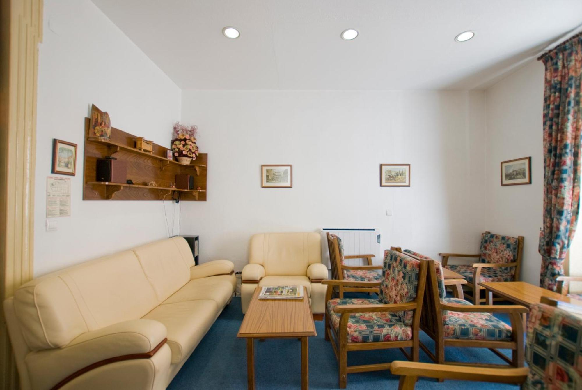 Pensión Residencial Geres 2*